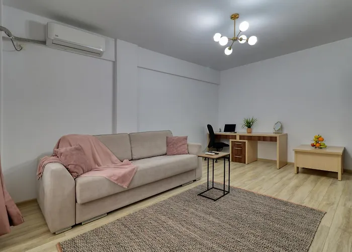 Homie Grand Apartment - Private Parking - Self Check-In
