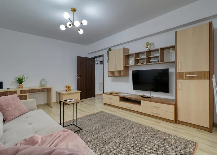 Homie Grand Apartment - Private Parking - Self Check-In